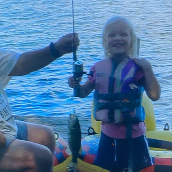 Meet your Posher, Norah - Picture 1 of 1